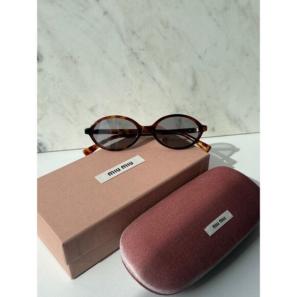 NEW Miu Miu MU04ZS Regard Sunglasses in Havana Brown $518 main image 6